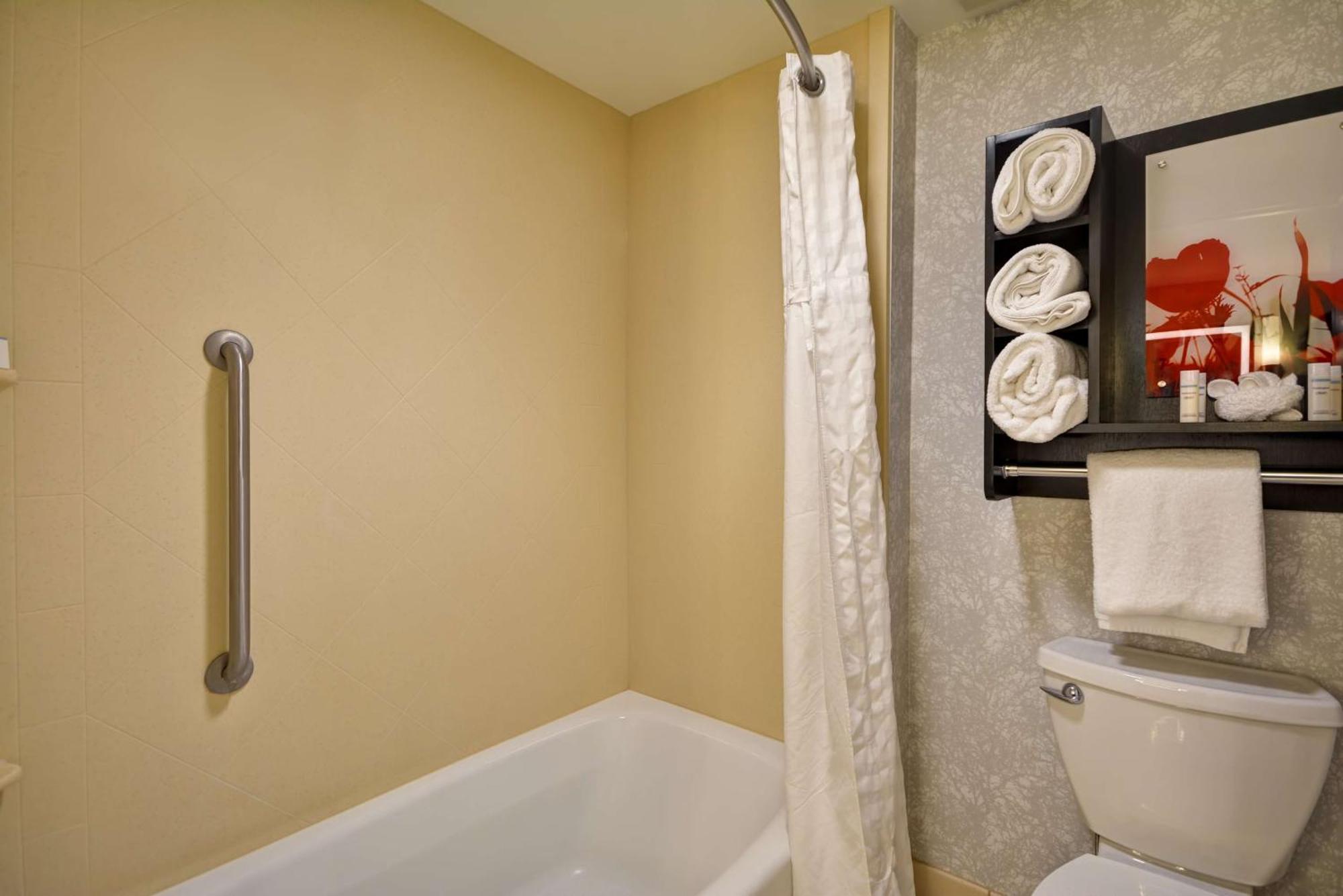 The Homewood Suites By Hilton Ithaca Exterior foto