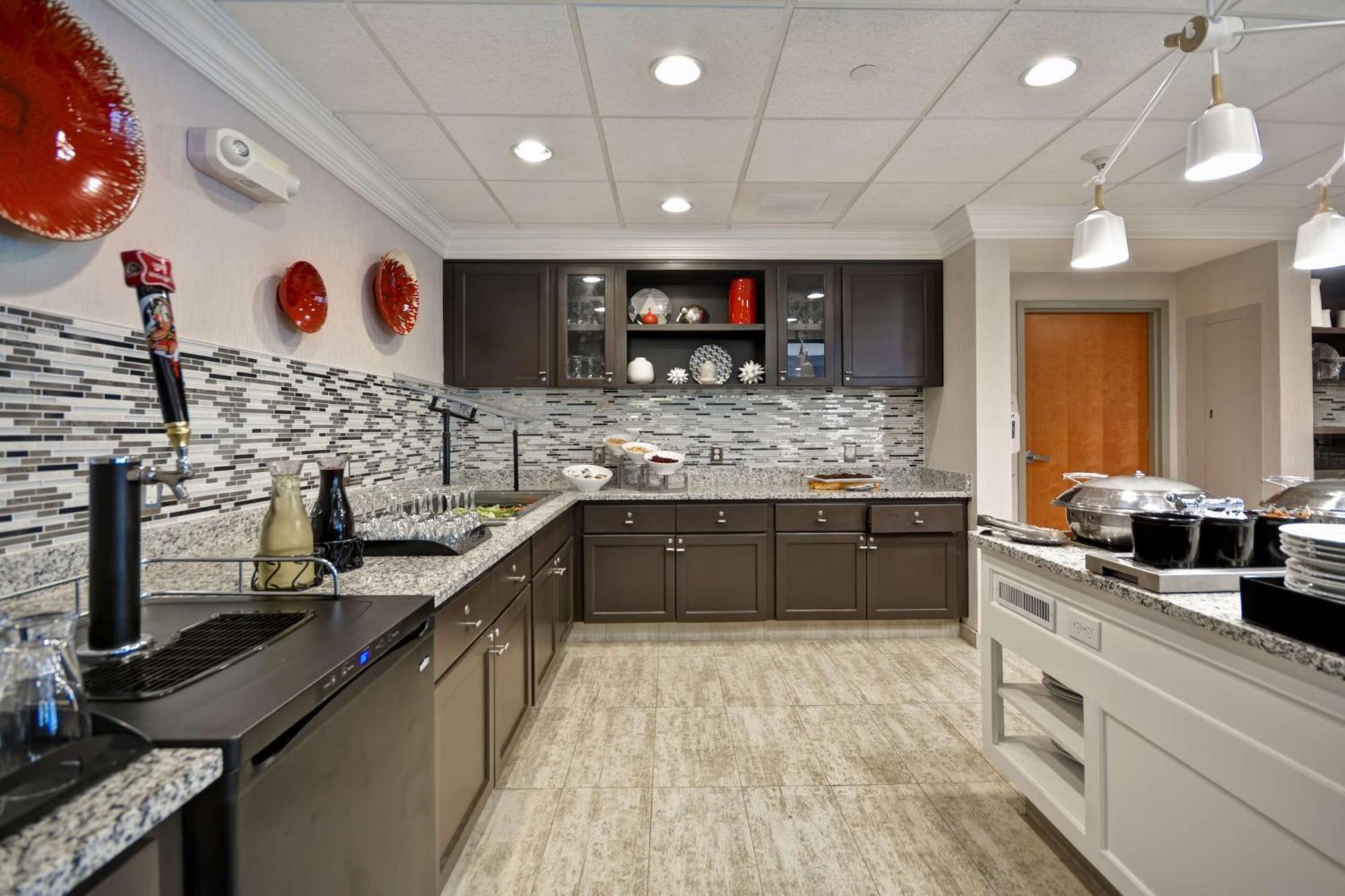 The Homewood Suites By Hilton Ithaca Exterior foto